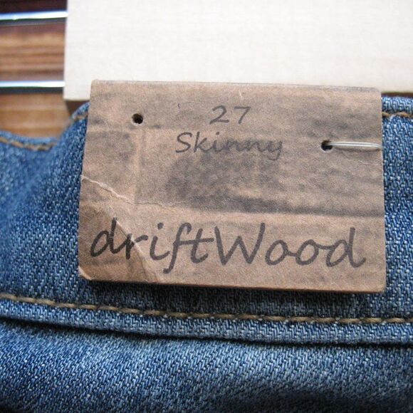 NWT Driftwood Embroidered Dark Denim Skinny Jeans - Picture 8 of 9